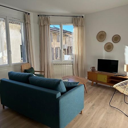Charmant Appartement 3 Chambres Et Terrasse Eyragues エクステリア 写真