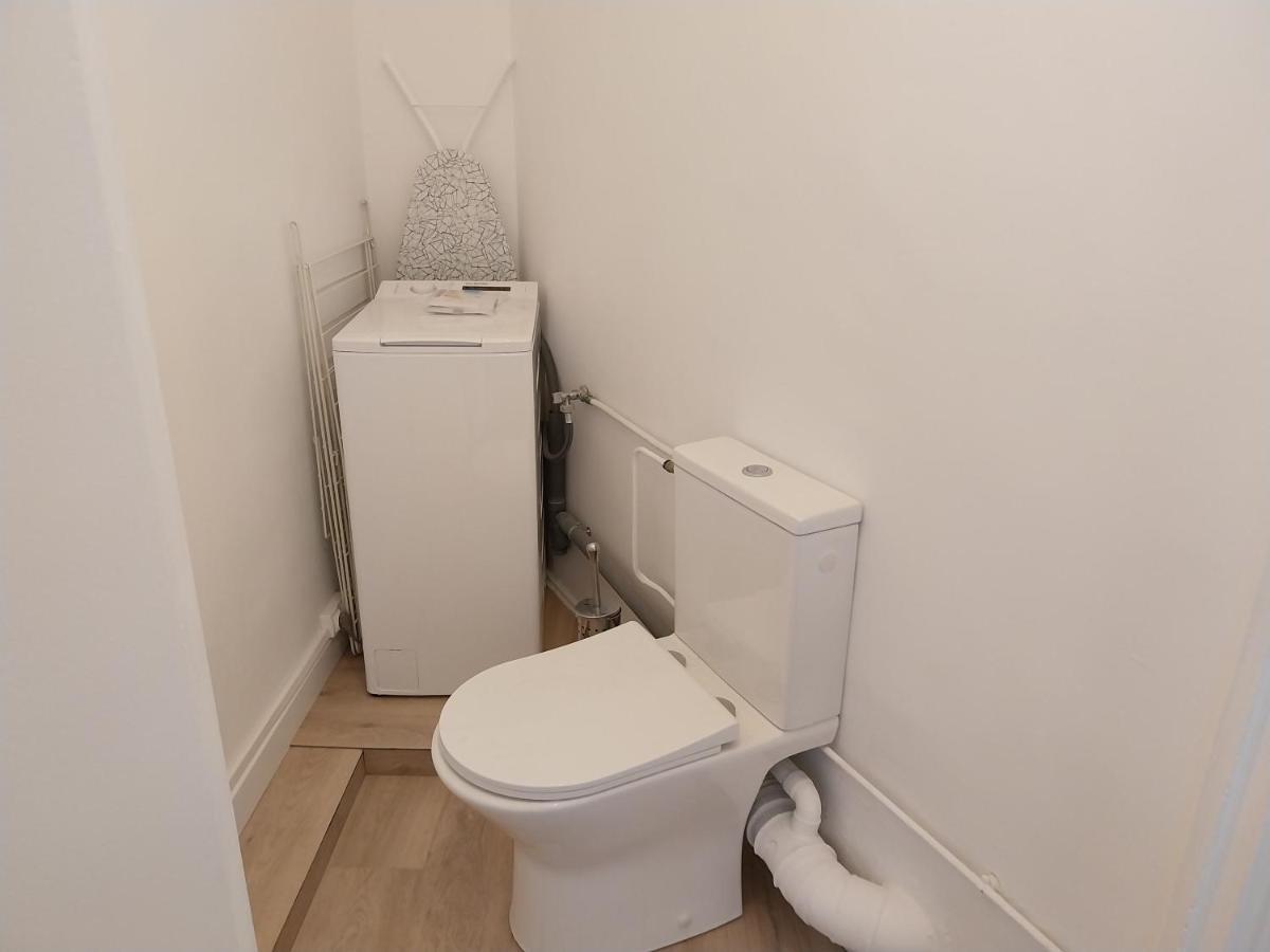 Charmant Appartement 3 Chambres Et Terrasse Eyragues エクステリア 写真